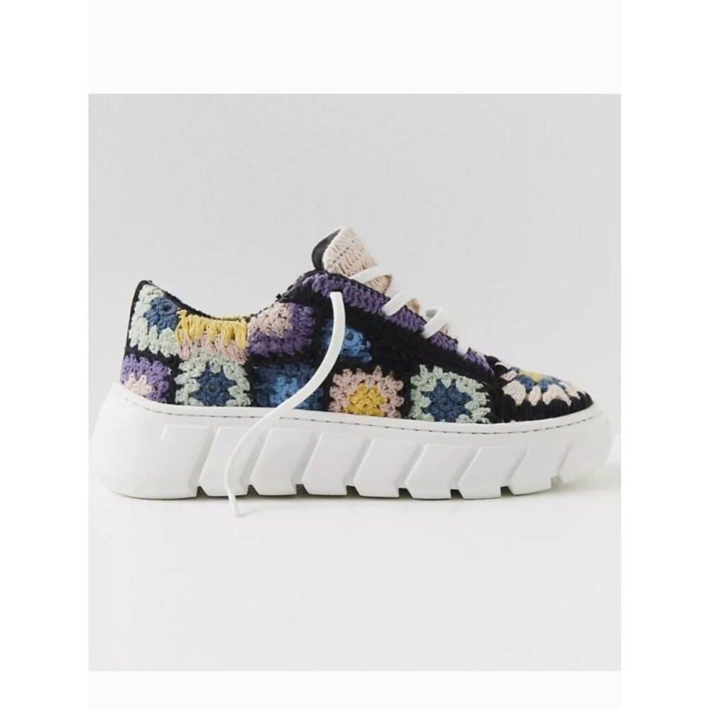 Free People Catch Me If You Can Crochet Sneakers Sz 38 Platform Boho